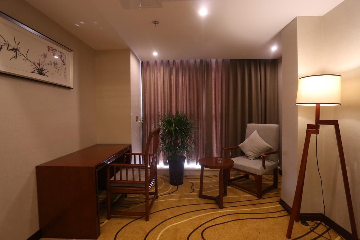 Mingshan Hotel Čcheng-tu Exteriér fotografie