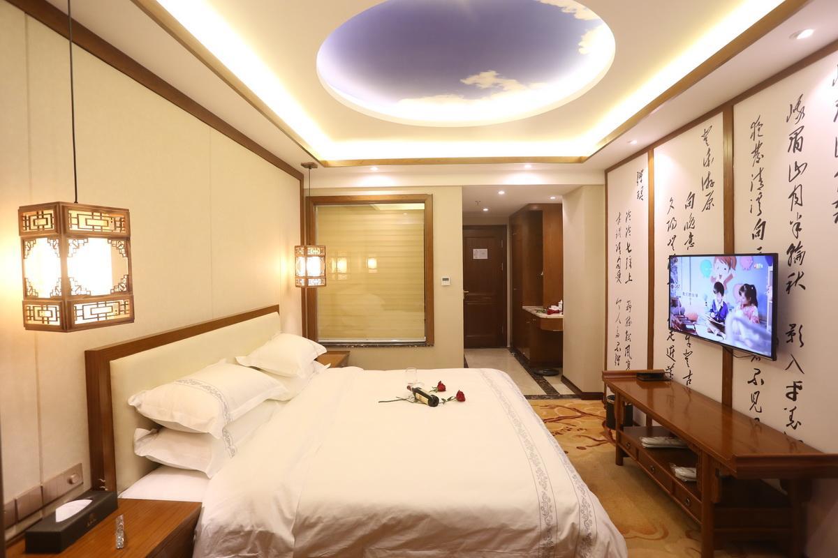 Mingshan Hotel Čcheng-tu Exteriér fotografie