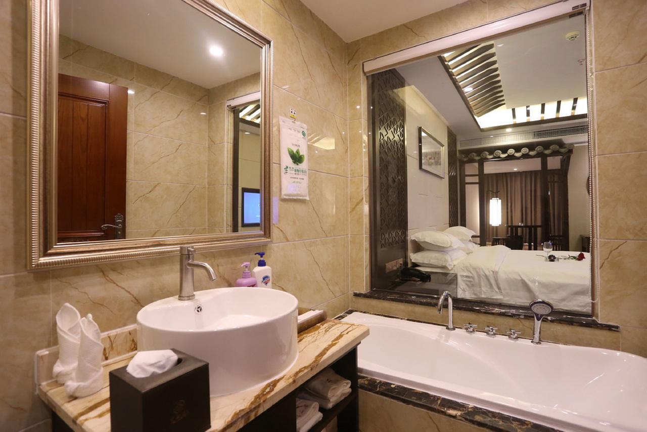 Mingshan Hotel Čcheng-tu Exteriér fotografie