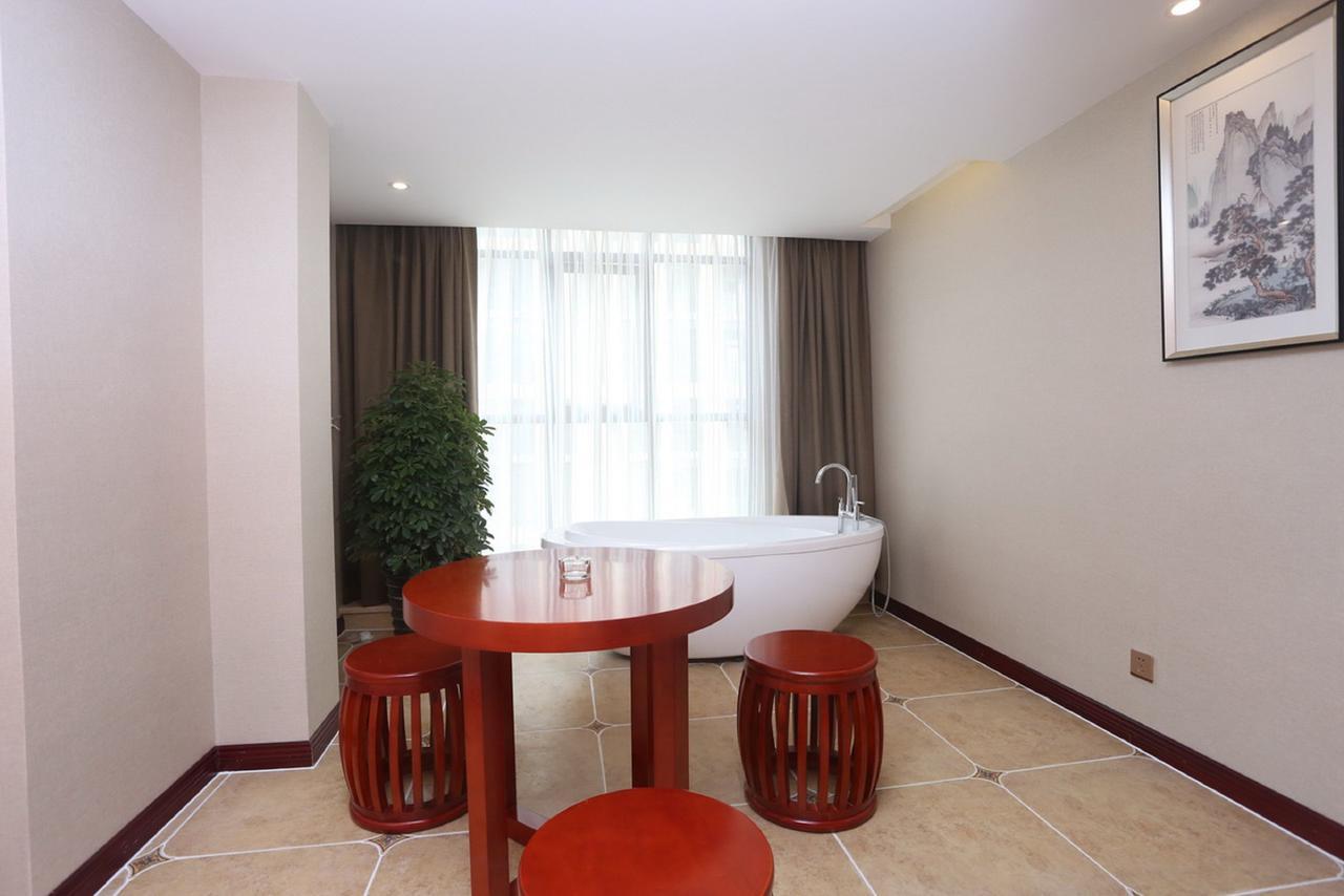 Mingshan Hotel Čcheng-tu Exteriér fotografie
