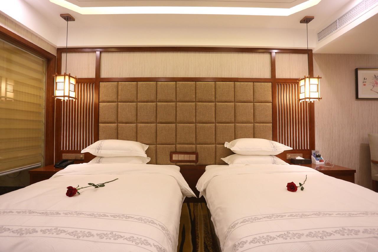 Mingshan Hotel Čcheng-tu Exteriér fotografie