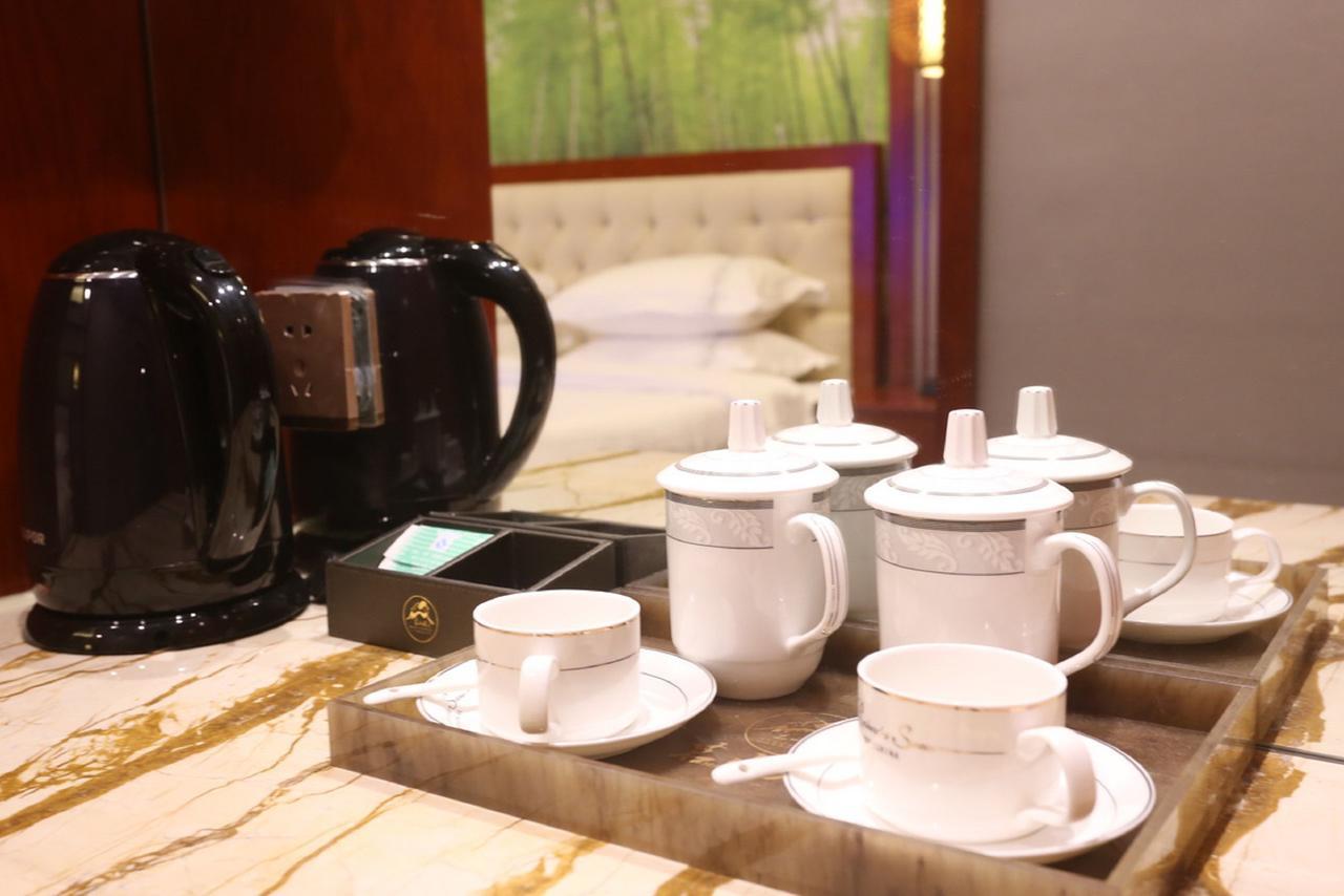 Mingshan Hotel Čcheng-tu Exteriér fotografie