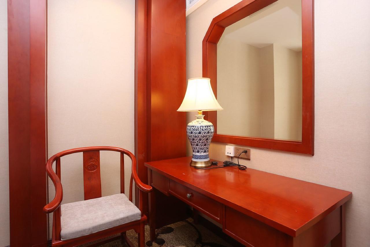 Mingshan Hotel Čcheng-tu Exteriér fotografie