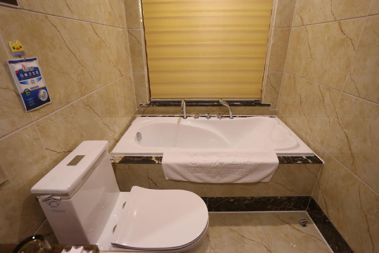 Mingshan Hotel Čcheng-tu Exteriér fotografie
