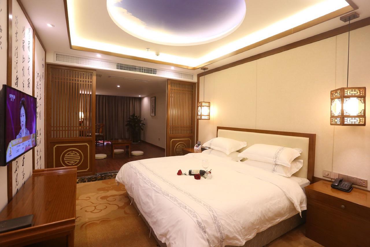 Mingshan Hotel Čcheng-tu Exteriér fotografie