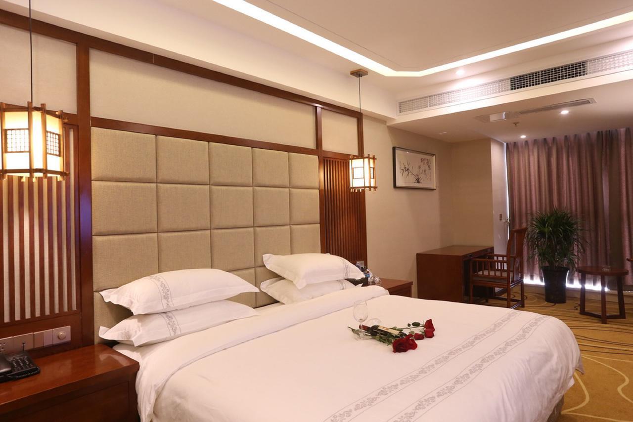 Mingshan Hotel Čcheng-tu Exteriér fotografie