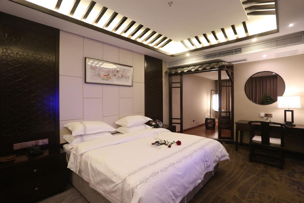 Mingshan Hotel Čcheng-tu Exteriér fotografie