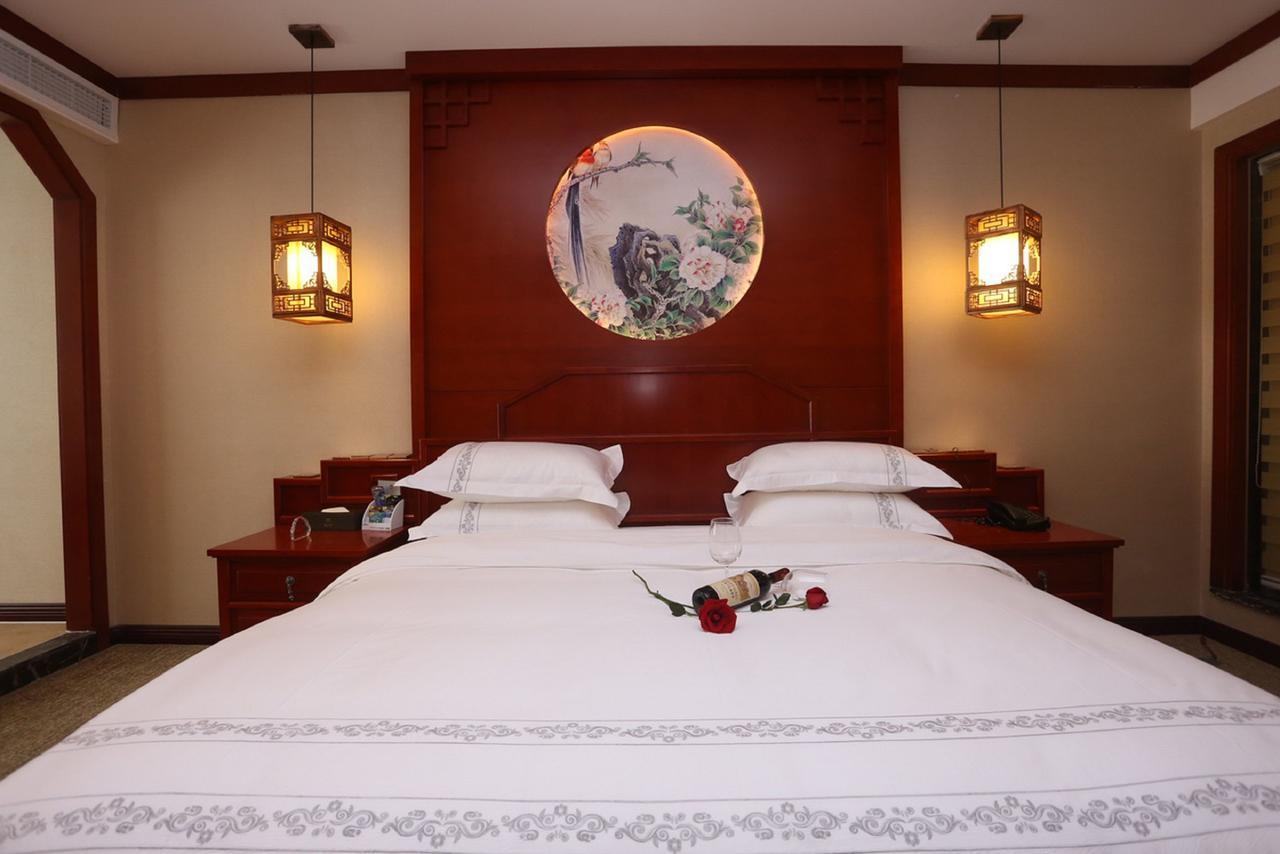 Mingshan Hotel Čcheng-tu Exteriér fotografie